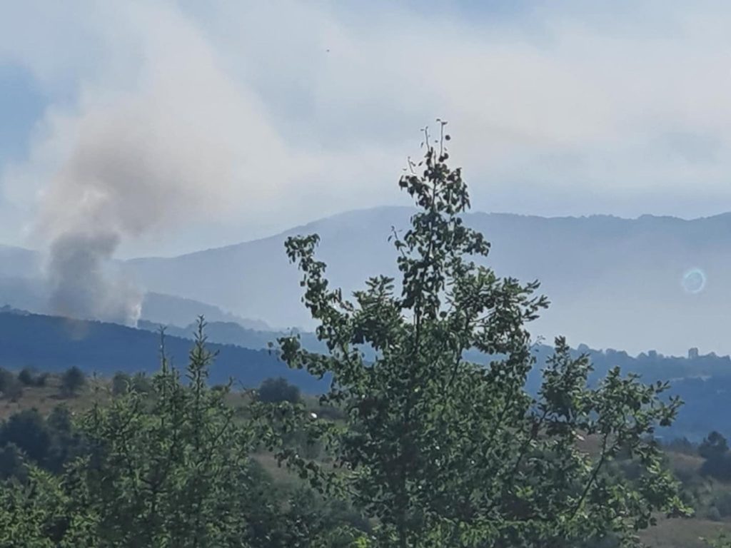 Еко штит Делчево: Зошто се случува самозапалување на градската депонија Острец во Делчево и како да се боримe против тоа?